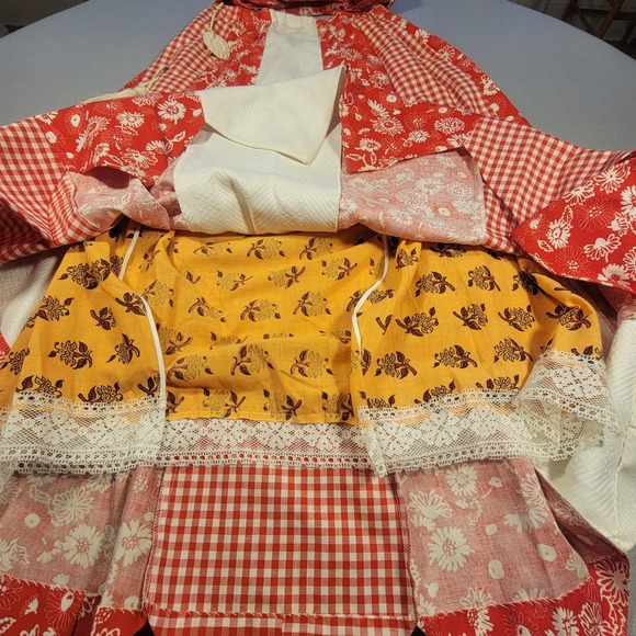 VTG Patchwork Apron Skirt Mark & Fore Small Gingham Floral Tassels Boho Cottage - Picture 6 of 10